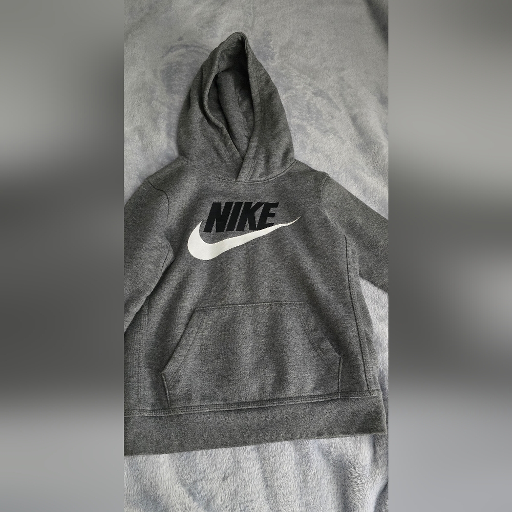 Boy's Nike Gray/Charcoal Hoodie with Logo